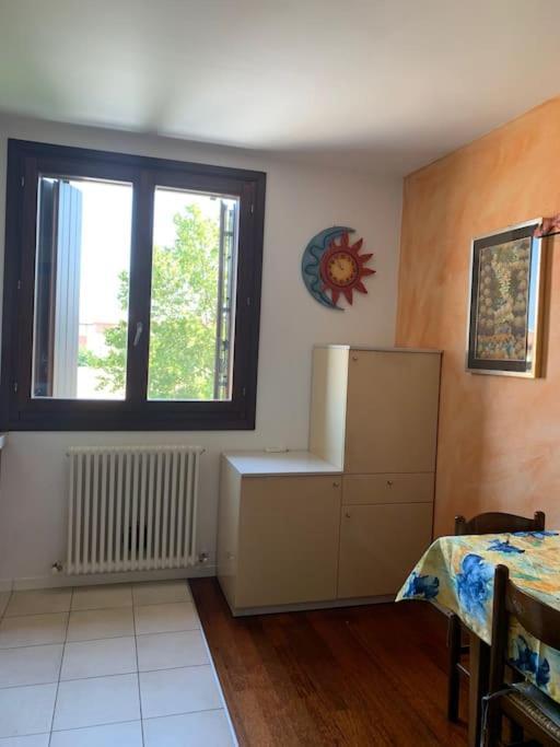 אנזולה נל'אמיליה Appartamento Andrew'S House Con Parcheggio Privato מראה חיצוני תמונה
